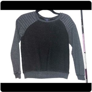 American Eagle Outfitters Sweater